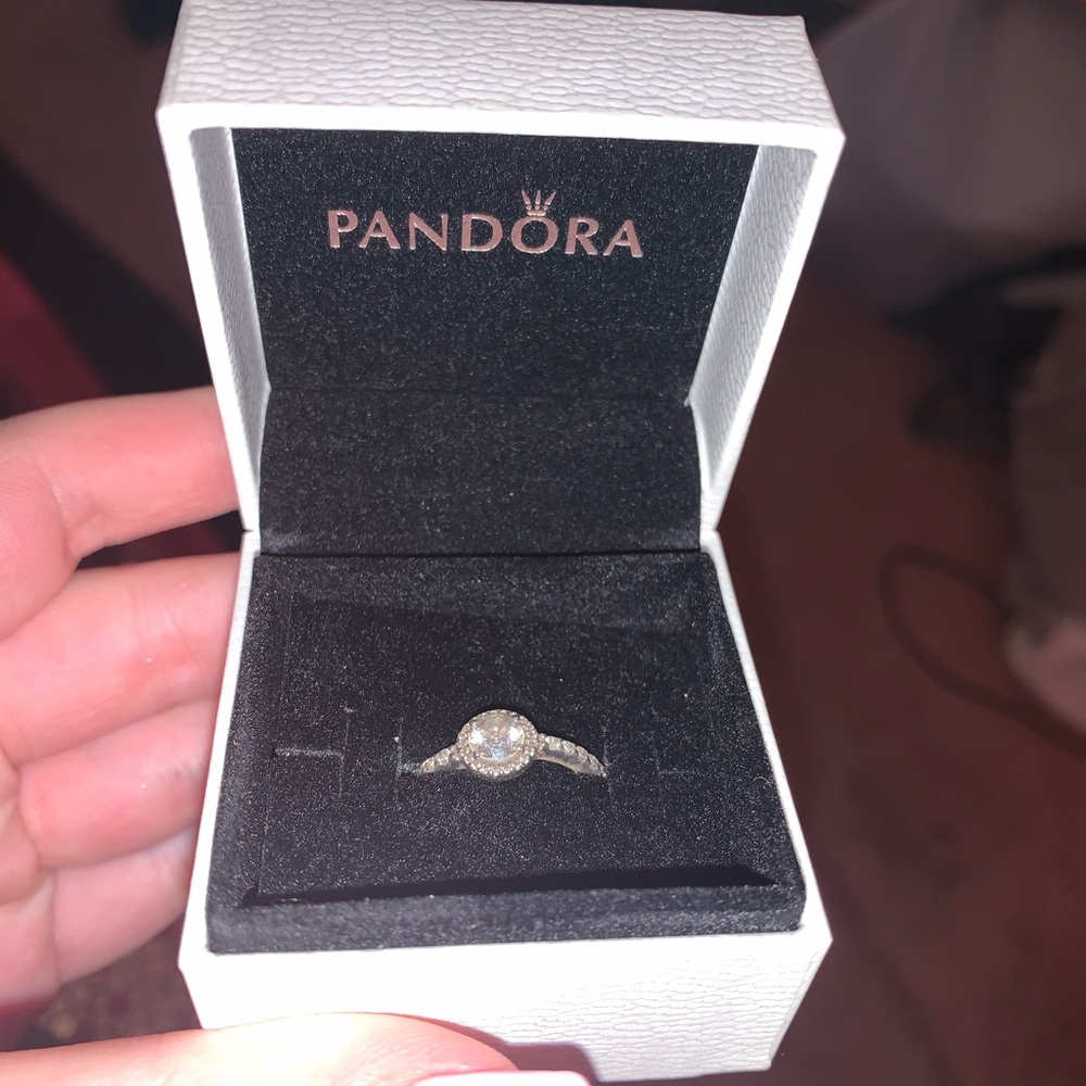 PANDORA Classic Elegance Ring